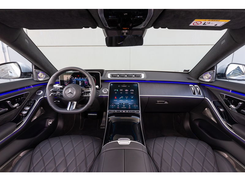 Mercedes-Benz S (2021) Interior - Image 1