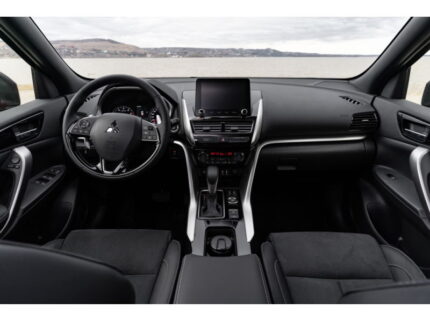 Mitsubishi Eclipse Cross (2021) Interior
