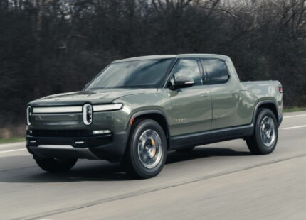 Rivian R1T (2021)