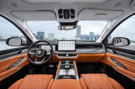 Tank 500 (2023) Interior