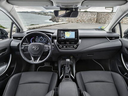 Toyota Corolla (2019) Interior