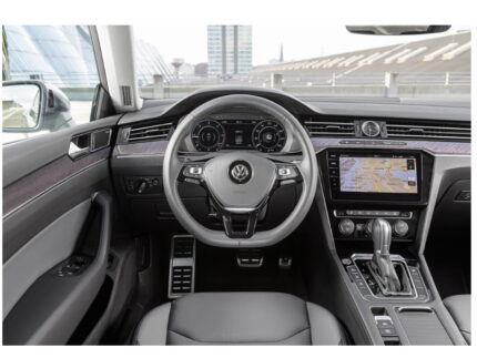Volkswagen Arteon (2020) R-Line Interior