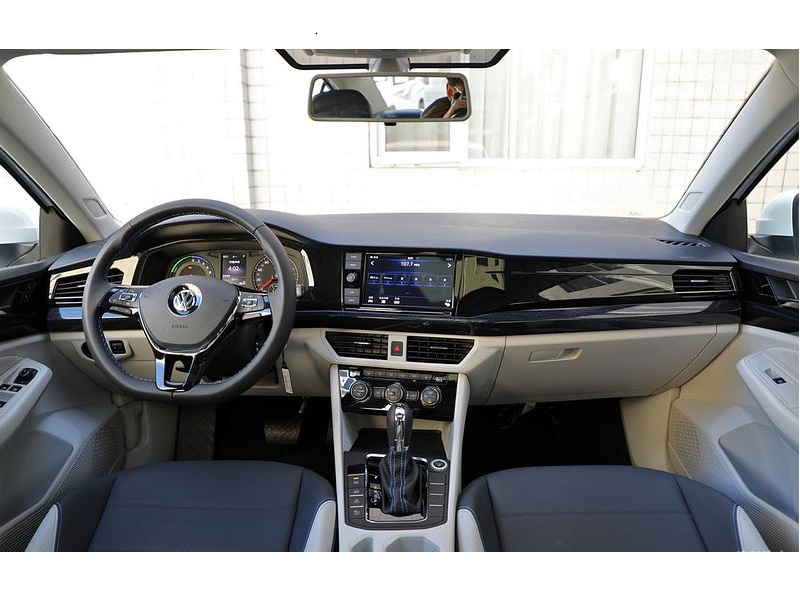 name_volkswagen_bora_2020_id_2368_rand_537187_num_1-jpg-1 Volkswagen Bora (2020) Interior - Image 1