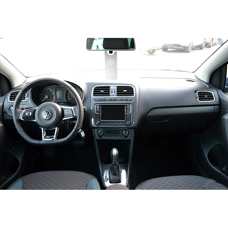 Volkswagen Polo (2018) Interior - Image 1