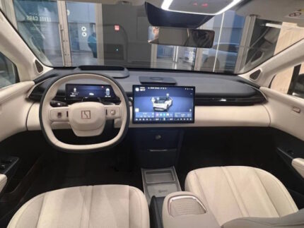 Zeekr X (2023) Interior