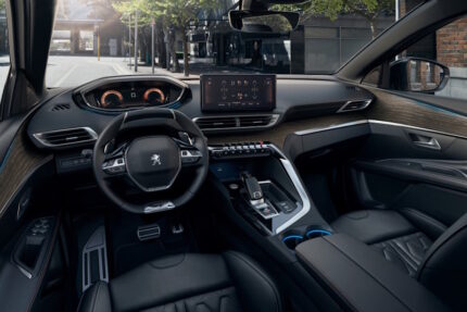 Peugeot 5008 (2020) Interior