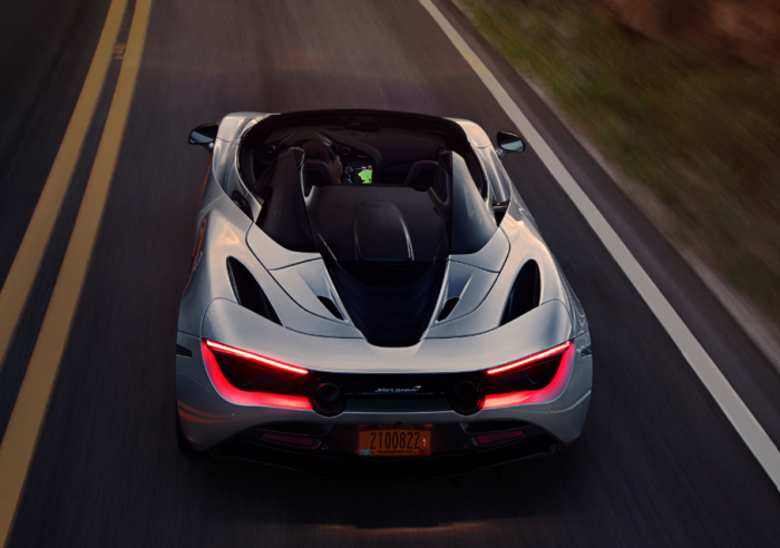 McLaren 720S Spider (2020) - Image 2
