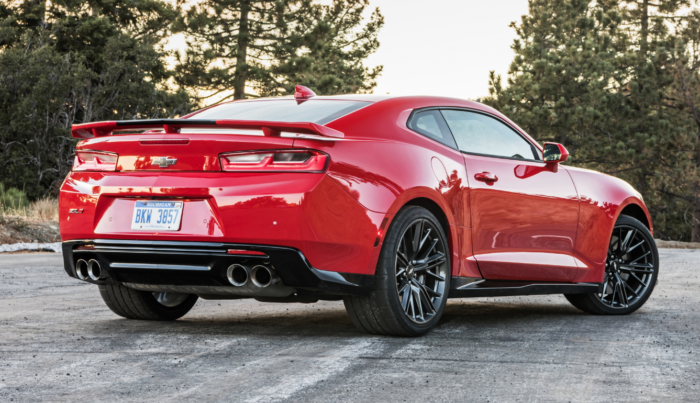 Chevrolet Camaro (2018) ZL1 - Image 2