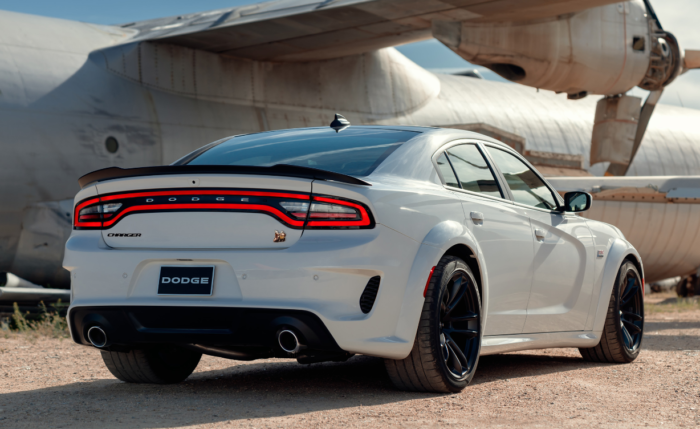 Dodge Charger (2019) Scat Pack Widebody - Image 2