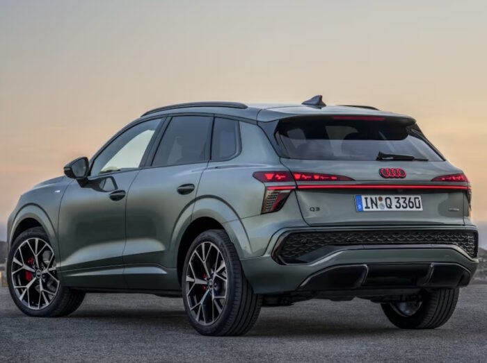 Audi Q3 (2026) SUV S-Line - Image 2