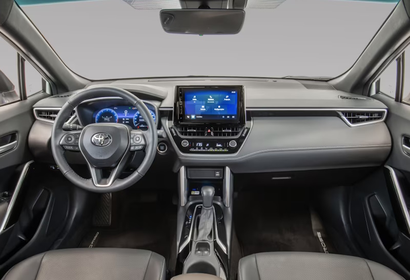 salon_2_2-2 Toyota Corolla Cross (2024) Interior - Image 1