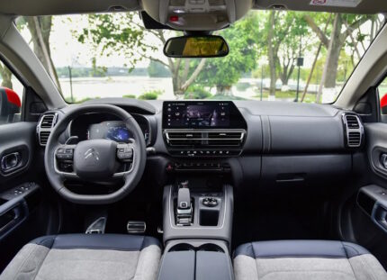 Citroen C5 (2022) Interior