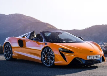 McLaren Artura (2024) Spider