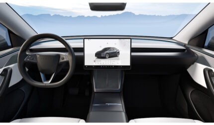 Tesla Model Y (2025) Interior