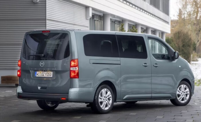 Opel Zafira (2026) - Image 2