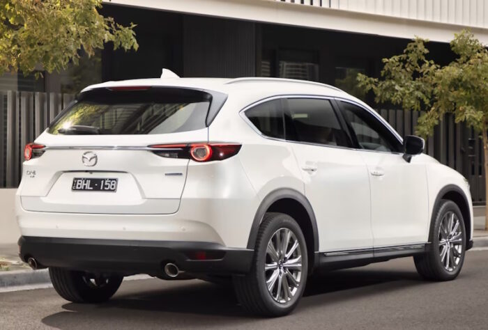 Mazda CX-8 (2022) - Image 2