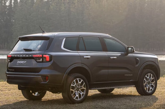 Ford Everest (2022) - Image 2